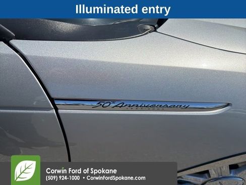 Used 2005 Ford Thunderbird image 8