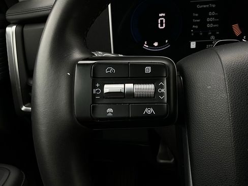 Used 2025 Hyundai Santa Fe SEL image 33