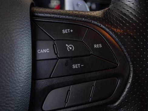 Used 2023 Dodge Durango GT image 11