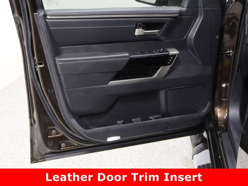 Used 2023 Toyota Tundra Limited image 12