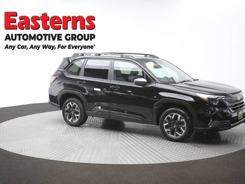 Used 2025 Subaru Forester Premium AWD/4WD image 50