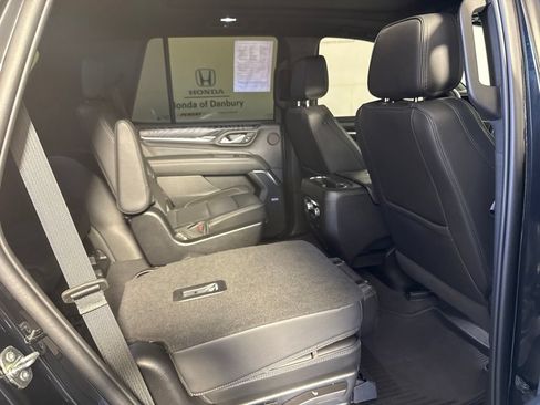 Used 2022 GMC Yukon Denali AWD/4WD image 8