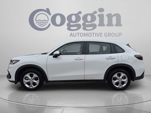 Certified 2024 Honda HR-V LX image 3