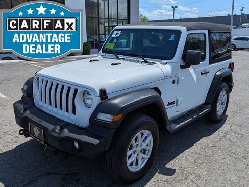 Used 2023 Jeep Wrangler Sport AWD/4WD image 2