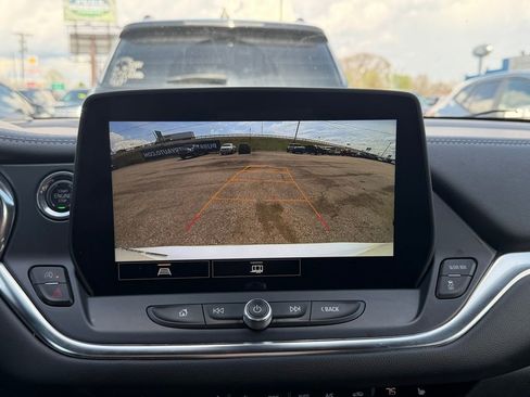 Used 2024 Chevrolet Blazer LT image 9