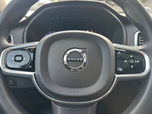 Certified 2023 Volvo XC90 T8 Ultimate image 27