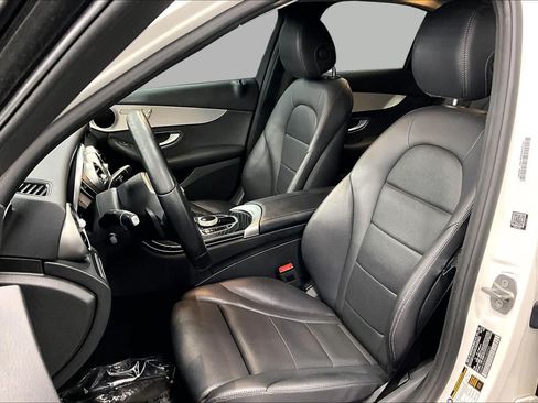 Used 2019 Mercedes-Benz C 300 Sedan image 7