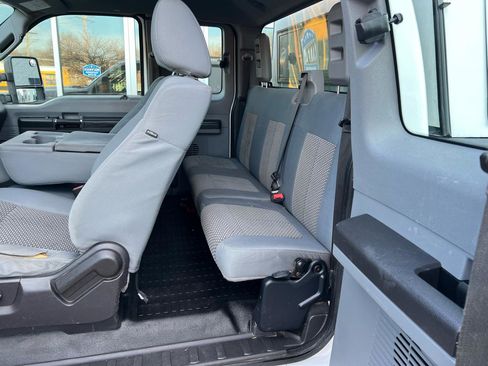 Used 2014 Ford F250 XL w/ Power Equipment Group image 13