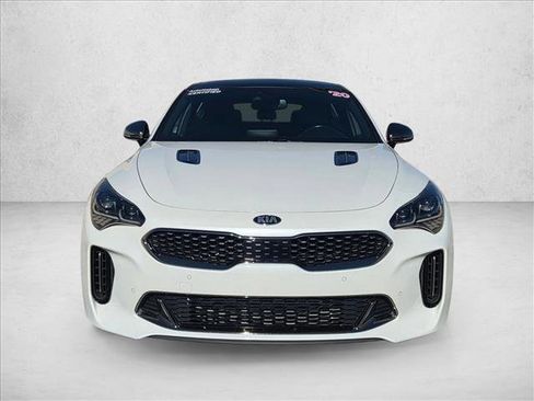 Used 2020 Kia Stinger GT1 image 2