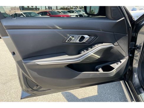 Used 2022 BMW M340i w/ Driving Assistance Package RWD image 10