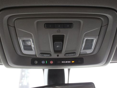Used 2020 Chevrolet Silverado 1500 RST AWD/4WD image 47