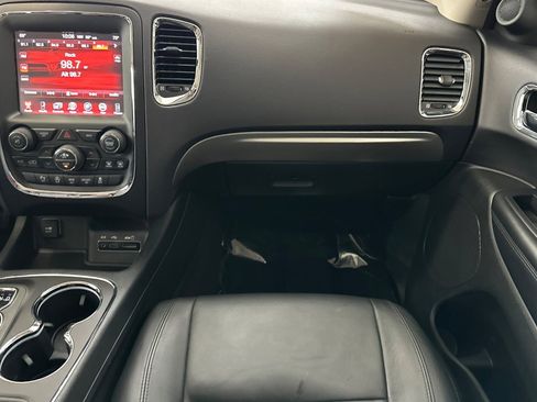 Used 2017 Dodge Durango GT image 28