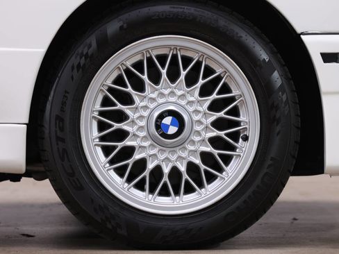 Used 1988 BMW M3 Coupe image 45