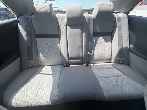 Used 2012 Toyota Camry LE FWD image 25