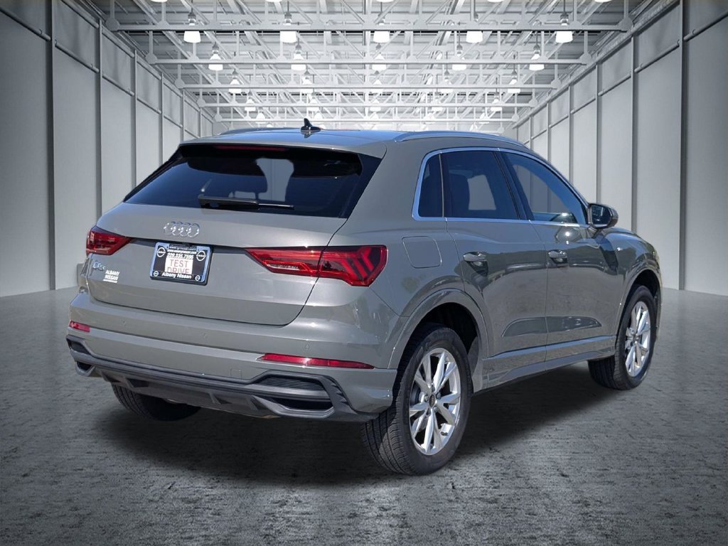 Used 2025 Audi Q3 2.0T Premium AWD/4WD image 8