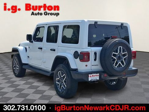 New 2026 Jeep Wrangler Unlimited Sahara AWD/4WD image 3