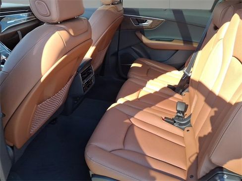 New 2026 Audi Q7 3.0T Premium Plus image 6