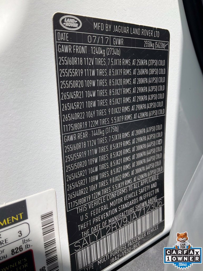 Used 2018 Land Rover Range Rover Velar R-Dynamic SE AWD/4WD image 22