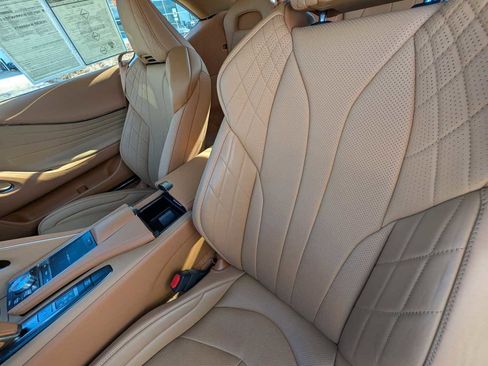 Used 2022 Lexus LC 500 Convertible image 17