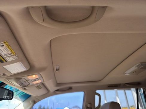 Used 2004 Lexus GX 470 image 17