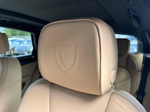 New 2026 Porsche Macan AWD/4WD image 19