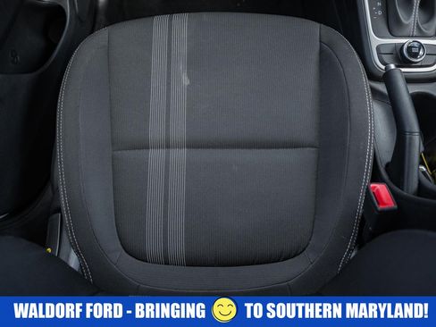 Used 2024 Hyundai Venue SEL image 30