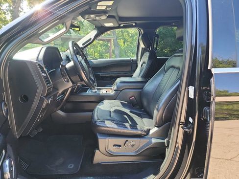 Used 2020 Ford Expedition Max Limited image 17