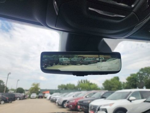 New 2025 Jeep Grand Cherokee Limited w/ Luxury Tech Group II image 12