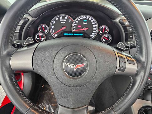 Used 2007 Chevrolet Corvette Convertible w/ Preferred Equipment Group image 21