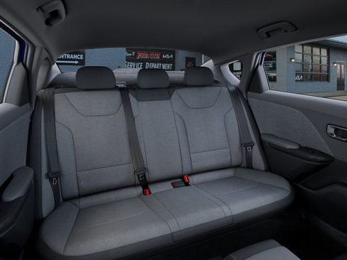 New 2025 Kia K4 LXS image 16