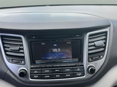 Used 2017 Hyundai Tucson Eco AWD/4WD image 18