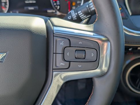 Used 2025 Chevrolet Blazer Premier w/ Enhanced Convenience Package image 23