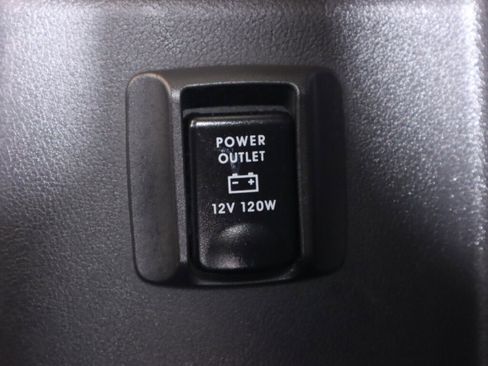 Used 2020 Mitsubishi Outlander SEL AWD/4WD image 34