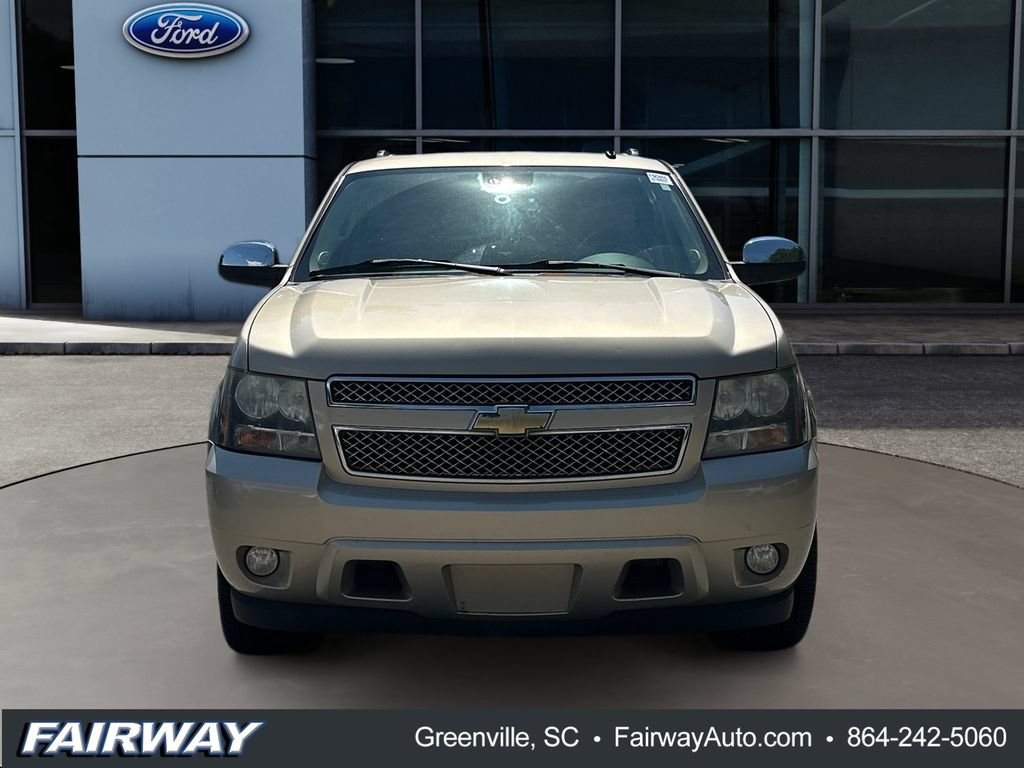 Used 2007 Chevrolet Tahoe LTZ w/ LTZ Preferred Equipment Group RWD image 2
