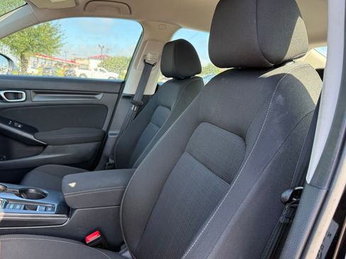 Used 2025 Honda Civic LX image 7