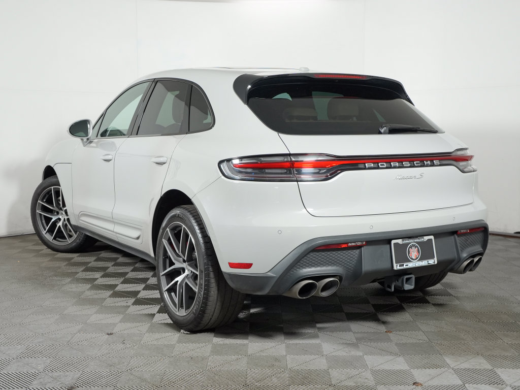 Certified 2023 Porsche Macan S AWD/4WD image 3