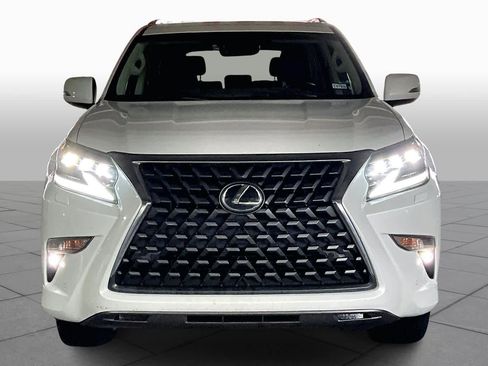 Used 2020 Lexus GX 460 Luxury image 3