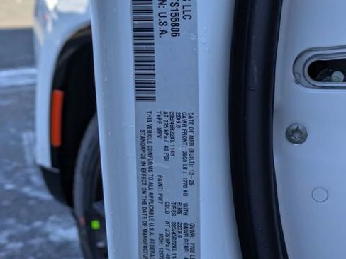 New 2026 Jeep Grand Wagoneer Summit image 33