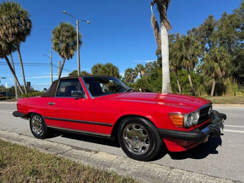 Used 1989 Mercedes-Benz 560 SL image 5