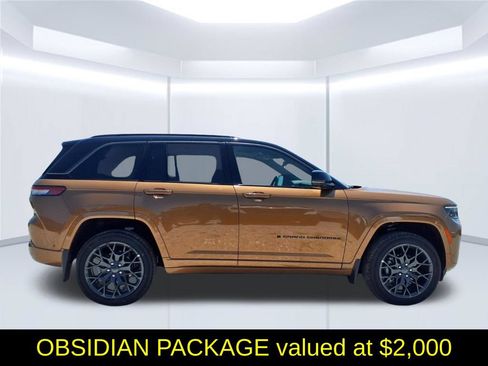 New 2026 Jeep Grand Cherokee Summit w/ Obsidian Package AWD/4WD image 2
