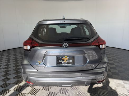 Certified 2023 Nissan Kicks SV FWD image 9