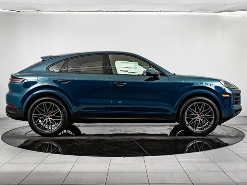New 2026 Porsche Cayenne Coupe image 9