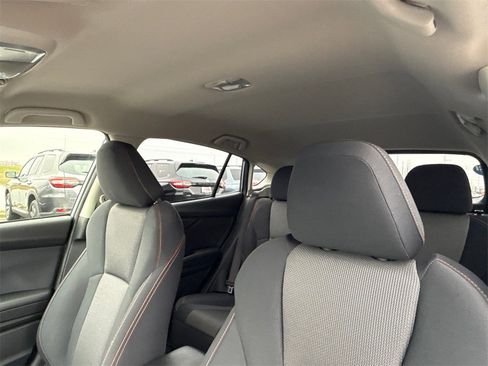 Used 2023 Subaru Crosstrek 2.0i Premium image 17