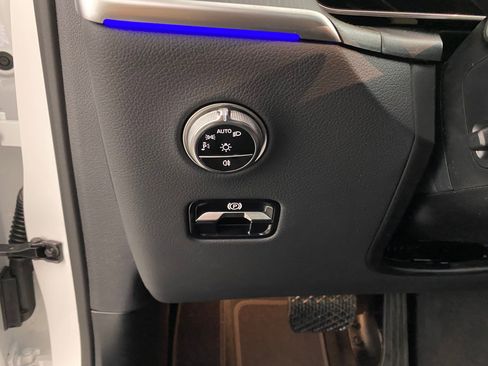 Used 2026 Mercedes-Benz GLC 300 4MATIC image 18