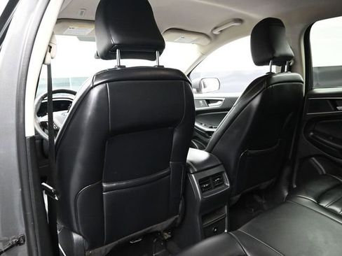 Used 2024 Ford Edge SEL AWD/4WD image 25