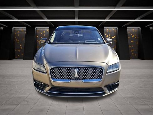 Used 2019 Lincoln Continental Reserve image 2