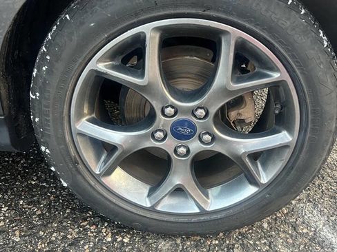 Used 2014 Ford Focus SE w/ Equipment Group 201A image 16