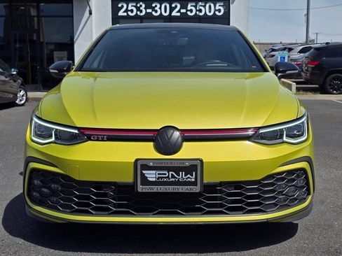 Used 2022 Volkswagen GTI Autobahn FWD image 3