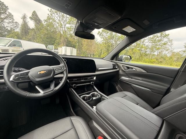 Used 2026 Chevrolet Traverse LT AWD/4WD image 14