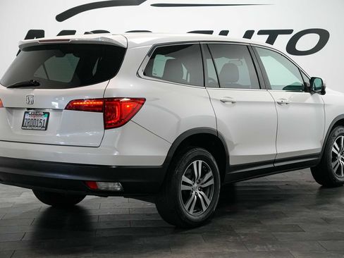 Used 2016 Honda Pilot EX image 4